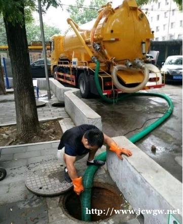 昆明宜良县吸污抽粪,化粪池清理,抽污水,隔油池清理 昆明宜良县吸污抽粪,化粪池清理,抽污水,隔油池清理