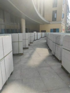 ​贵州毕节加气砖隔墙真的比传统砖更省钱吗？