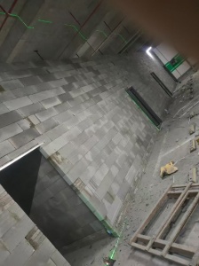 毕节加气砖隔墙每平米造价真的比传统砖低吗？