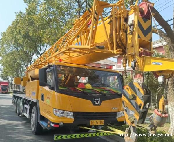 信丰起重吊装搬迁操作要牢记 信丰起重吊装搬迁操作要牢记