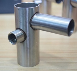 不锈钢激光焊接，钛合金激光焊接，平焊，叠焊，拼焊，圆周焊