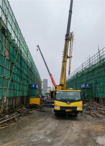 楚雄吊车出租,从 8 吨到 200 吨满足多样需求