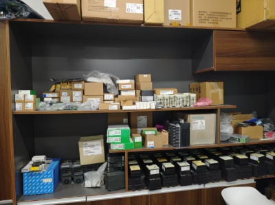 高价回收三菱plc模块传感器控制器