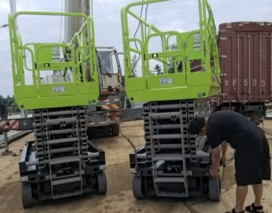 玉屏县吊车租赁服务中，怎样保障长距离吊运的安全？