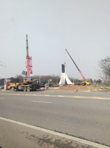 大型吊装不用慌！池州市专业吊车出租，一站式服务省心省力！​