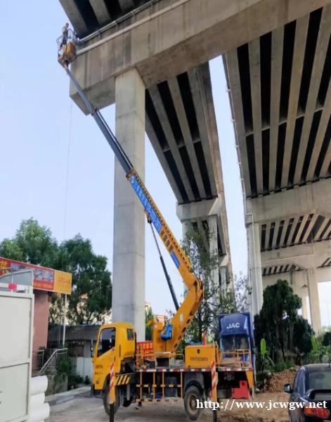 青田登高车租赁前该如何确认设备安全性与适配场景? 青田登高车租赁前该如何确认设备安全性与适配场景?