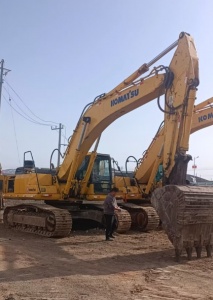 富蕴县租赁挖机及高效又省钱的方法有哪些呢