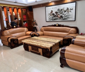 揭阳沙发翻新材料对比：PU 皮与真皮换皮怎么选？