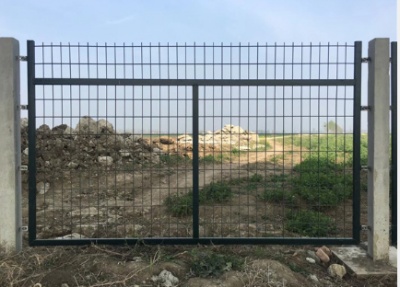 定制高速公路护栏网铁路围网果园隔离防护网光伏框架铁丝网围栏