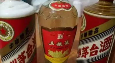 供需失衡致茅台酒价下跌，汉中礼品回收市场该如何应对？