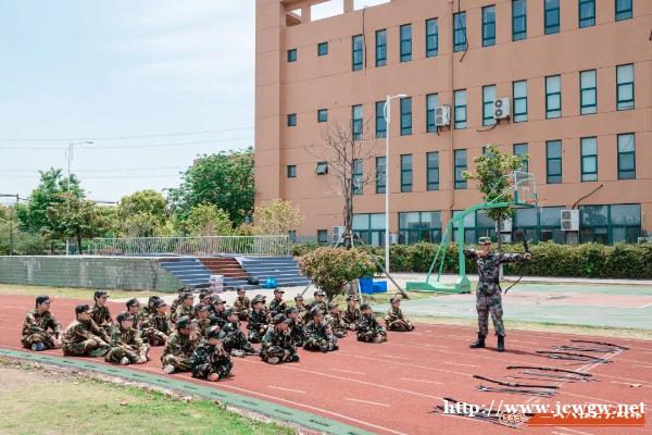 军营初体验,成长新蜕变——苏州三六六暑期军事夏令营火热招募! 军营初体验,成长新蜕变——苏州三六六暑期军事夏令营火热招募!