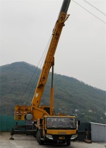 宜宾工地急需吊车，怎样找到靠谱的出租服务？​