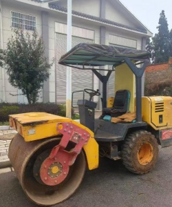 大小挖机压路机出租！陆良县土石方工程好帮手来袭​