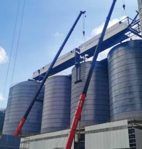 租来的吊车出现故障该找谁负责?