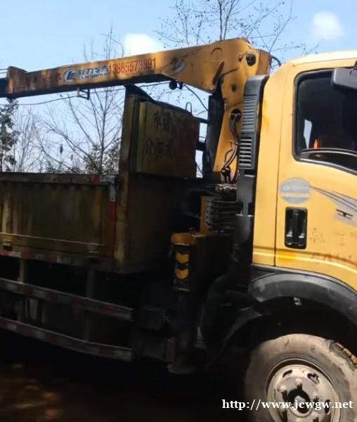 凯里随车吊短期租赁和长期租赁,哪种方式更划算? 凯里随车吊短期租赁和长期租赁,哪种方式更划算?