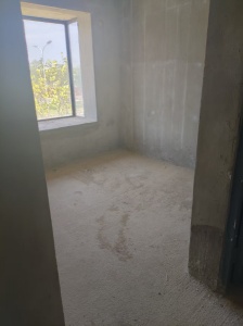 南昌东站旁毛坯新房出租