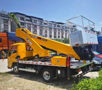 选择专业河池吊车出租公司对企业的重大工程有何重要意义？