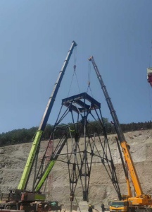 在钦州钦州港25吨吊车租赁一天大概需要多少钱？