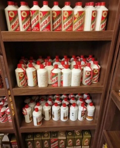 灌云回收名酒礼品库存老酒