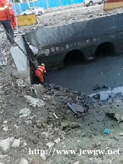 昆明专业抽淤泥鱼塘清淤河道清淤市政管道清淤小区管网清淤清洗 昆明专业抽淤泥鱼塘清淤河道清淤市政管道清淤小区管网清淤清洗