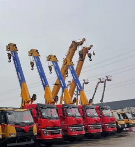 如何提高高空作业车在高空强风环境下的稳定性呢？