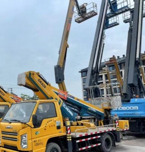 租赁登高车时是否可以享受免费的维修保养服务呢？