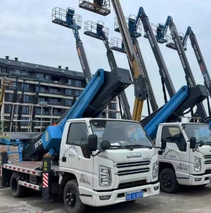 哪些因素会影响登高车的租赁市场需求呢？