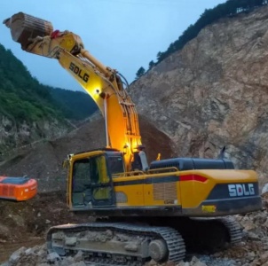 丽江商业综合体施工，租赁多型号挖机能否享受统一调度服务？​