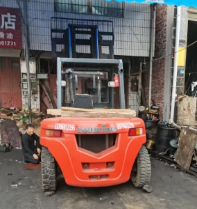 叉车装卸超高货物需要注意哪些问题？