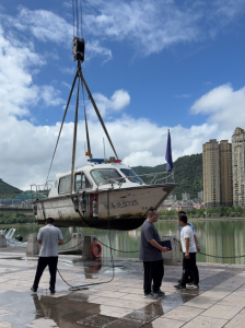 高空作业车出租的设备保险齐全吗？