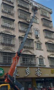 登高车出租的设备是否经常更新换?