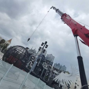 吊车的散热器容易堵塞,如何清理才能保证散热良好?