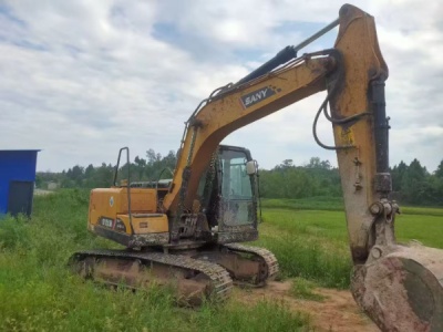 南充挖机出租多少钱