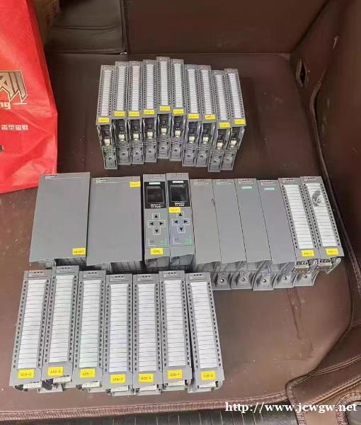 主要回收工程余货。工厂拆机。清库处理、个人闲置,等等大型工厂设备拆机上门拆机哦 主要回收工程余货。工厂拆机。清库处理、个人闲置,等等大型工厂设备拆机上门拆机哦