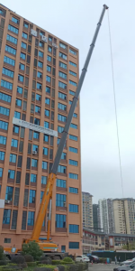 如何利用互联网和电子商务开展吊车租赁业务？