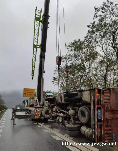 面对客户复杂吊运任务,怎样调配最合适的吊车? 面对客户复杂吊运任务,怎样调配最合适的吊车?