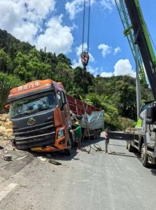 恶劣天气将至，如何向急需吊车的客户解释无法出租？