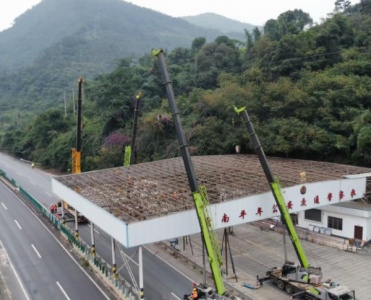 临近春节假期,如何提供个客户紧急的吊车租赁服务?