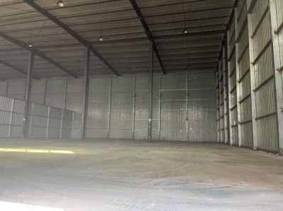 700平厂房高10米可注册带办公住宿服务